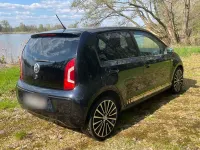 Second-hand VW up! 75 CP (55 kW) 2015 Negru Hatchback