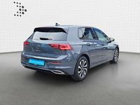Gebraucht VW Golf VIII Active 150 PS (110 kW) 2022 Delfingrau metallic Limousine
