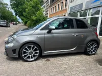 Gebraucht Abarth 595 Turismo 163 PS (119 kW) 2021 Colore esterno (record grau) Kleinwagen