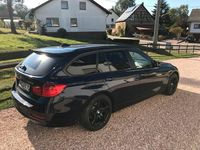 Gebraucht BMW 320 Comfort Edition 184 PS (135 kW) 2015 Blau Kombi