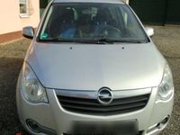 Gebraucht Opel Agila 65 PS (47 kW) 2010 Silber Kleinwagen
