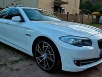 Gebraucht BMW 525 204 PS (150 kW) 2011 Weiß Limousine