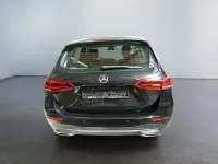 Gebraucht Mercedes B200 Progressive 163 PS (119 kW) 2019 Schwarz Kleinwagen