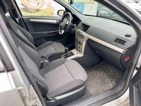 Gebraucht Opel Astra Edition 90 PS (66 kW) 2008 Silber Limousine