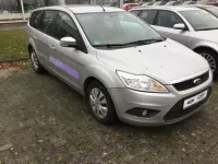 Gebraucht Ford Focus Style 125 PS (91 kW) 2009 Polarsilber (metallic) Kombi