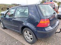 gebraucht VW Golf IV 1.6l 101 P/S KLIMA-VOLLFUKTION, AHK FAHRBEREIT