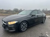 Gebraucht Mercedes A180 116 PS (85 kW) 2020 Schwarz Limousine