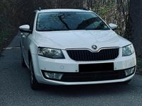 Gebraucht Skoda Octavia 2014 Weiß Kleinwagen