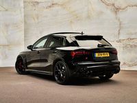 Second-hand Audi RS3 Performance 400 CP (294 kW) 2025 Negru Berlinǎ