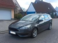 Usata Ford Focus 120 CV (88 kW) 2015 Grigio Station wagon