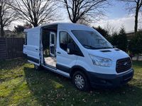 Second-hand Ford Transit 105 CP (77 kW) 2018 Alb Monovolum