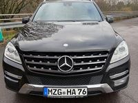 Gebraucht Mercedes ML350 Edition 1 258 PS (189 kW) 2012 Braun SUV