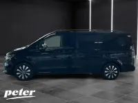 Gebraucht Mercedes V220 Style 163 PS (119 kW) 2025 Schwarz Van / Kleinbus