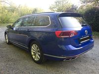 Używany VW Passat R 190 KM (139 kW) 2020 Niebieski Sedan/Limuzyna