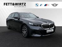 Gebraucht BMW 530e M Sport 299 PS (219 kW) 2024 Sophistograu brillanteffekt metallic Kombi