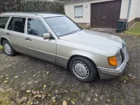 Gebraucht Mercedes 300 220 PS (161 kW) 1990 Gold Limousine