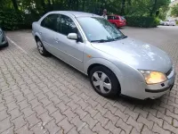 Gebraucht Ford Mondeo 125 PS (91 kW) 2002 Silber Limousine