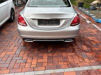 Gebraucht Mercedes C180 Avantgarde 156 PS (114 kW) 2016 Silber Limousine