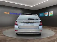 Gebraucht Skoda Fabia Business Line 95 PS (69 kW) 2022 Brilliantsilber metallic Kleinwagen