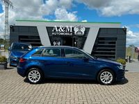 Gebraucht Audi A3 Attraction 110 PS (80 kW) 2015 Blau Limousine