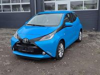 Gebraucht Toyota Aygo Team 69 PS (50 kW) 2018 Cyan metallic (metallic) Kleinwagen