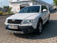 gebraucht Skoda Octavia Scout 4x4 TSI