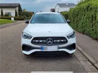 Gebraucht Mercedes GLA200 AMG line 164 PS (120 kW) 2021 Weiß SUV