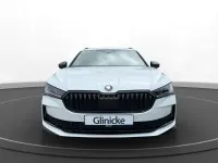 Neu Skoda Superb SportLine 204 PS (150 kW) 2026 Kristallweiß uni Kombi