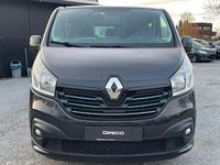 Second-hand Renault Trafic Expression 145 CP (106 kW) 2015 Negru Monovolum