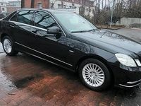 Gebraucht Mercedes E220 170 PS (125 kW) 2012 Schwarz Limousine