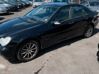 Gebraucht Mercedes C180 Classic 143 PS (105 kW) 2005 Schwarz Limousine