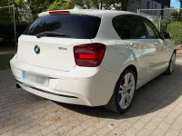 Gebraucht BMW 118 Sport Line 170 PS (125 kW) 2012 Weiß Kleinwagen