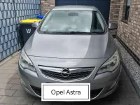 Gebraucht Opel Astra Edition 101 PS (74 kW) 2010 Grau Limousine
