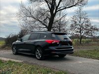Gebraucht Ford Focus ST-Line 120 PS (88 kW) 2018 Schwarz Limousine