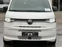 Gebraucht VW Multivan 150 PS (110 kW) 2024 Weiß Van / Kleinbus