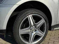 Gebraucht Mercedes ML350 231 PS (169 kW) 2010 Silber SUV