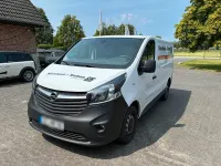 Gebraucht Opel Vivaro 95 PS (69 kW) 2016 Weiß Van / Kleinbus