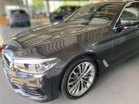 Gebraucht BMW 540 Sport Line 340 PS (250 kW) 2017 Grau Kombi