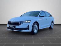 Gebraucht Skoda Octavia Selection 150 PS (110 kW) 2025 Moonweiß perleffekt (metallic) Limousine