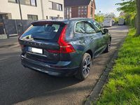 Gebraucht Volvo XC60 Momentum 197 PS (144 kW) 2021 Blau SUV