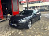 Gebraucht BMW 740 306 PS (225 kW) 2012 Grau Limousine
