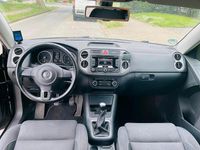 Gebraucht VW Tiguan 140 PS (102 kW) 2010 Schwarz SUV