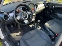Second-hand Mini Cooper 75 CP (55 kW) 2010 Alb Hatchback