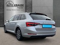 Gebraucht Skoda Superb Style 218 PS (160 kW) 2022 Silber Kombi