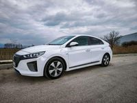 Gebraucht Hyundai Ioniq Trend 105 PS (77 kW) 2019 Weiß Kleinwagen