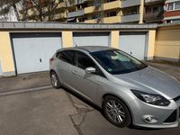 Gebraucht Ford Focus Titanium 125 PS (91 kW) 2012 Silber Limousine