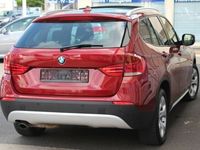 Gebraucht BMW X1 150 PS (110 kW) 2010 Rot metallic SUV