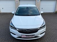 Gebraucht Opel Astra Dynamic 110 PS (80 kW) 2017 Weiß Limousine