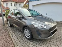 Gebraucht Ford Fiesta Cool & Connect 86 PS (63 kW) 2018 Grau Kleinwagen