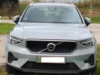 Usado Volvo XC40 163 HP (119 kW) 2024 Cinzento SUV